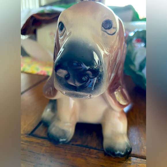 Ceramic Basset Hound Figurine, Brown, Black and White. Fleischer-Smith 1959. EC - Picture 9 of 16